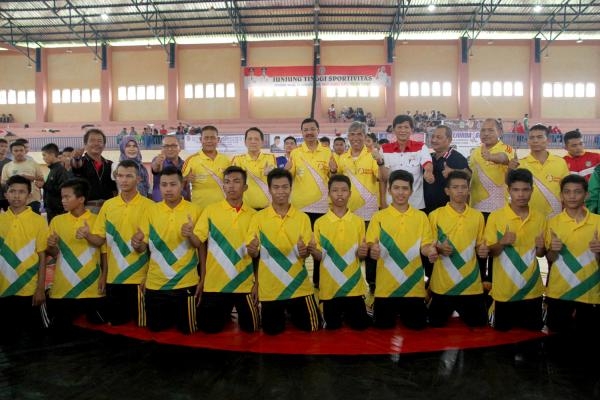 Gubsu Buka Kejurda Gulat Tingkat Provinsi